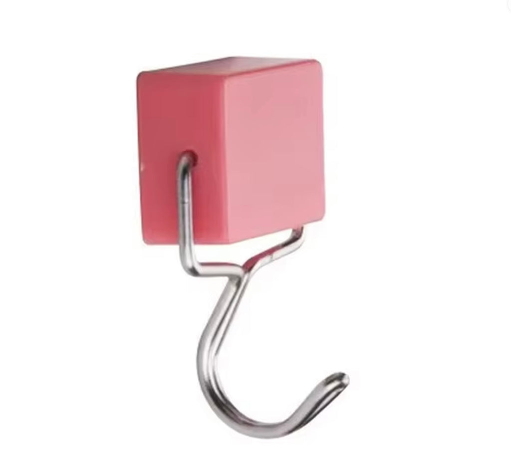 COLOURFUL MAGNETIC HOOKS