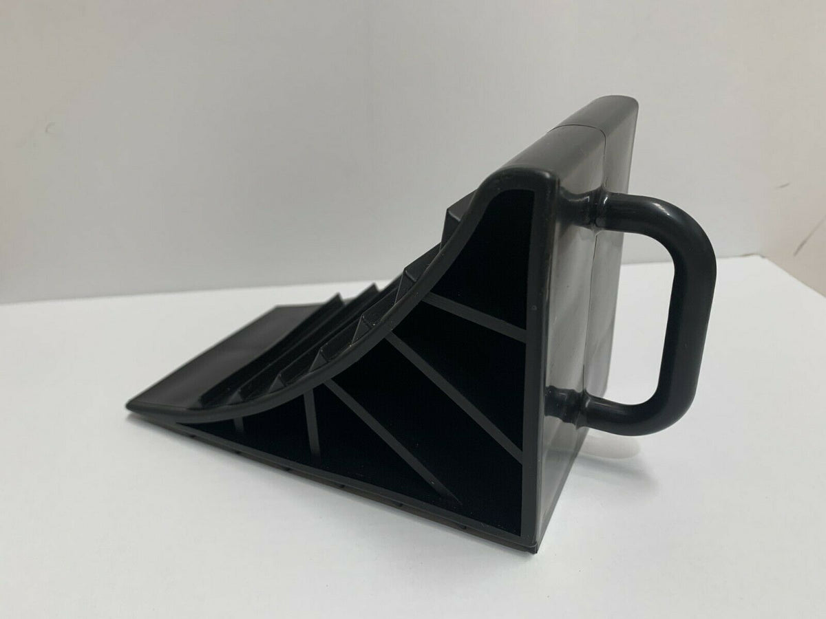 Caravan Wheel Chocks - Heavy Duty - with handles - black colour - set of 2